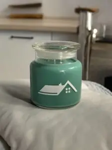 Cedar wood candle